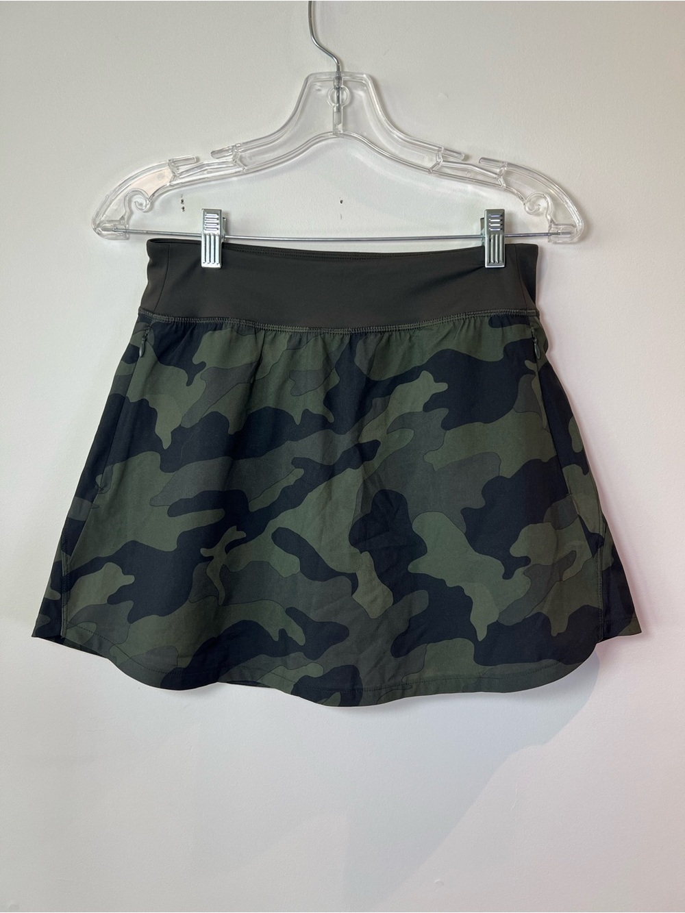 Old Navy Active Women’s Small Stretchtech Camo Performance Workout Summer Skort